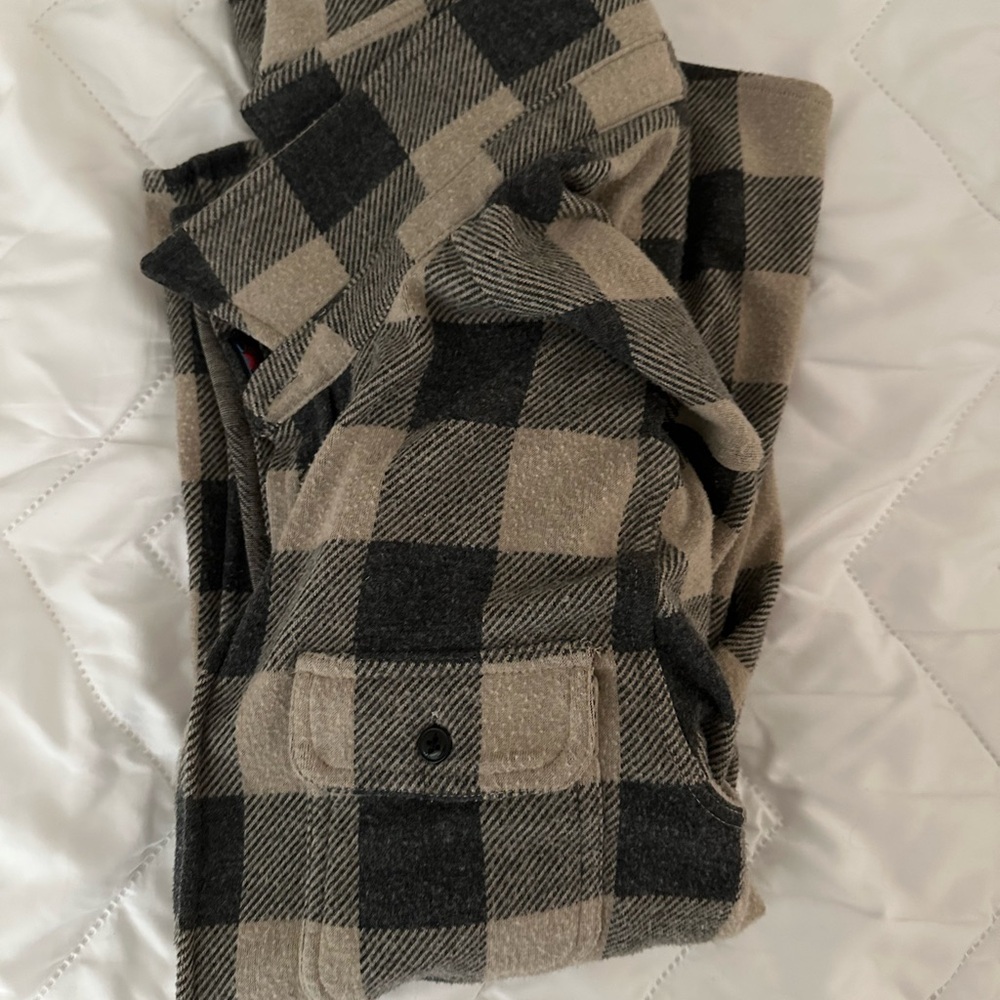 Faherty Legend Black and Cream Plaid Shirt - medium, EUC